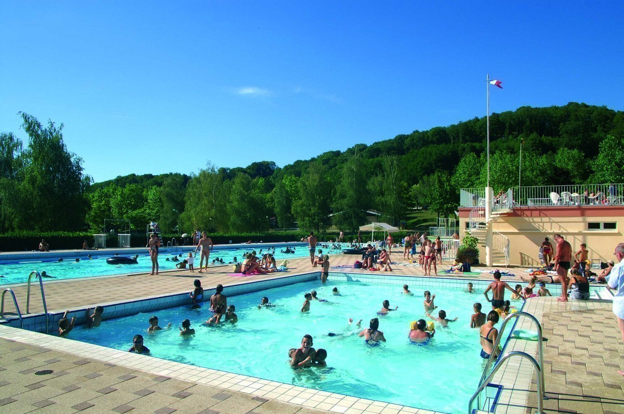 PISCINE ARBOIS